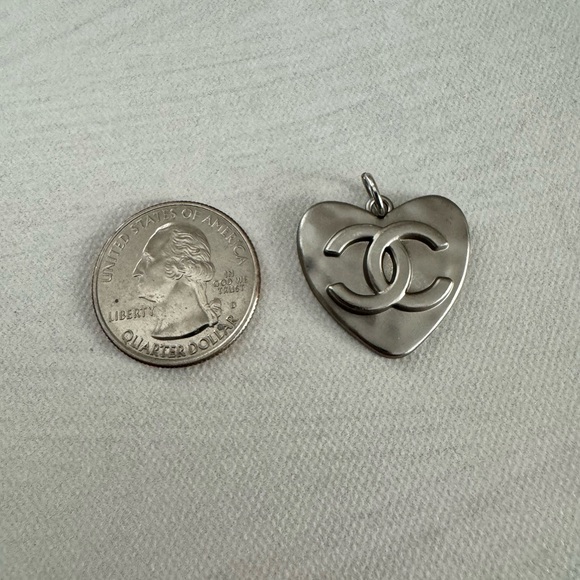 CHANEL Silver Heart with Iconic CC Logo, Charm, Pendant, Necklace, Bracelet - Picture 2 of 3